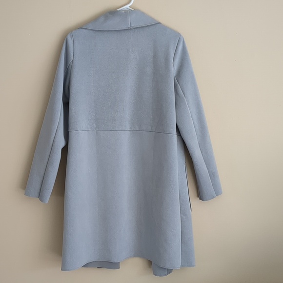 Large Story On Open Front Structured Jacket Square Front Pockets - Picture 8 of 14